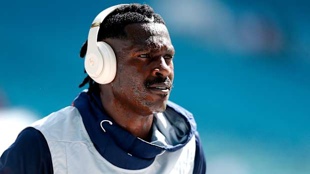 antonio-browns-patriots-meeting-nfl.jpg